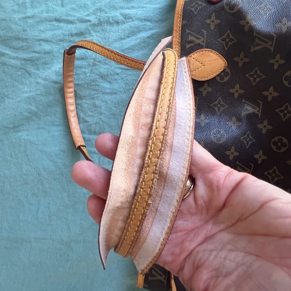 Neverfull MM monogram Louis Vuitton Bag - Picture 7 of 16